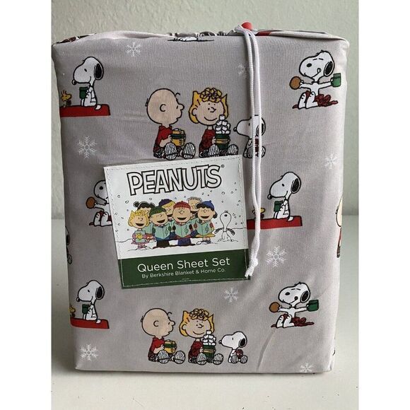 Peanuts Snoopy Woodstock QUEEN SIZE Sheet Set Sally Charlie Brown Christmas NEW - Picture 1 of 15